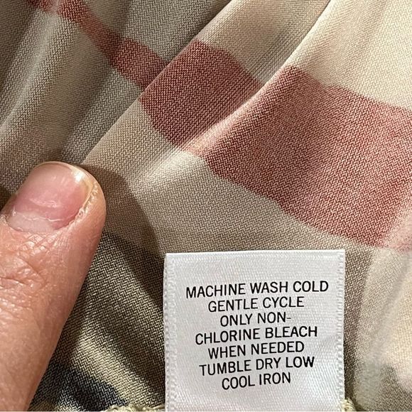 Banana Republic short sleeve midi wrap dress - Picture 8 of 11